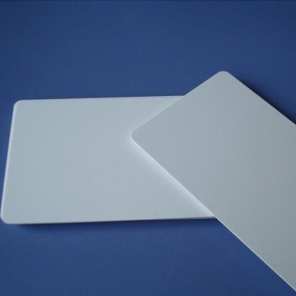 Tablero blanco rígido de alta densidad del PVC Celuka del tablero de espuma del PVC de los gabinetes de cocina de la hoja del PVC de los 4*8ft 18m m